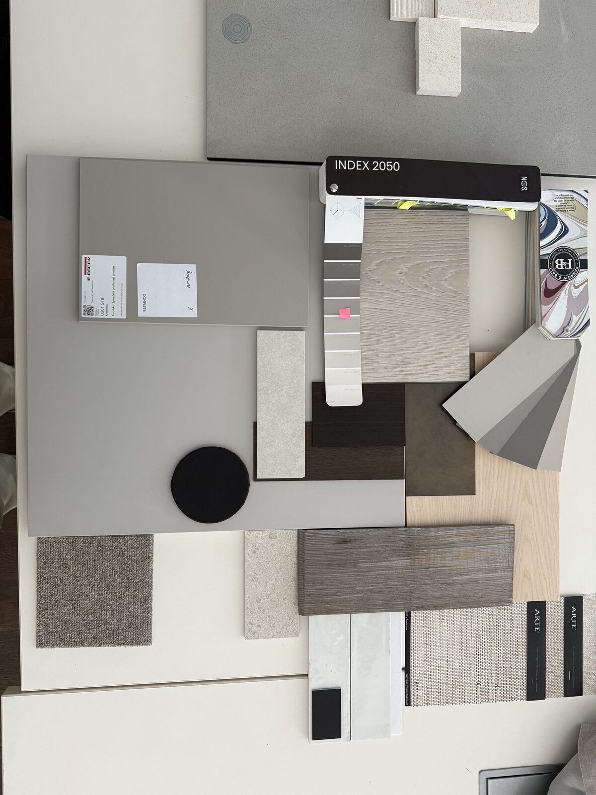 Detail: Holz, Leinen und Stein – Innenarchitektur im Maison Talmühle